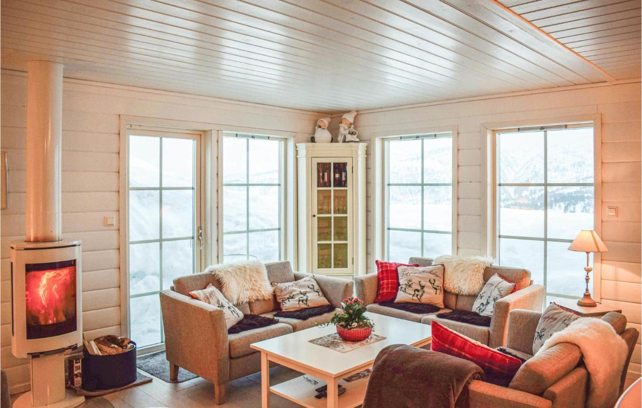 5 Bedroom Cozy Home In Norheimsund Exterior foto